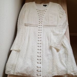 White long sleeve lace up dress